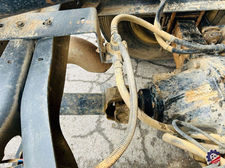 2012-international-durastar-4300-image-59