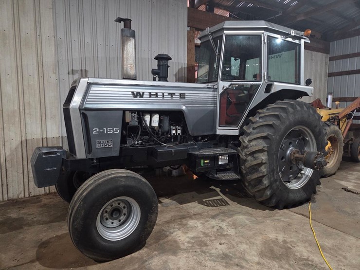 1979-white-2-155-image-1