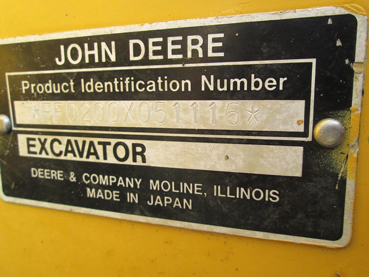 deere-200-lc-image-56