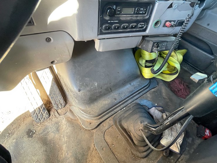 #13005-•-1999-sterling-dump-truck-(has-wi-title)-image-68