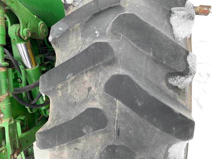 john-deere-6310-image-48