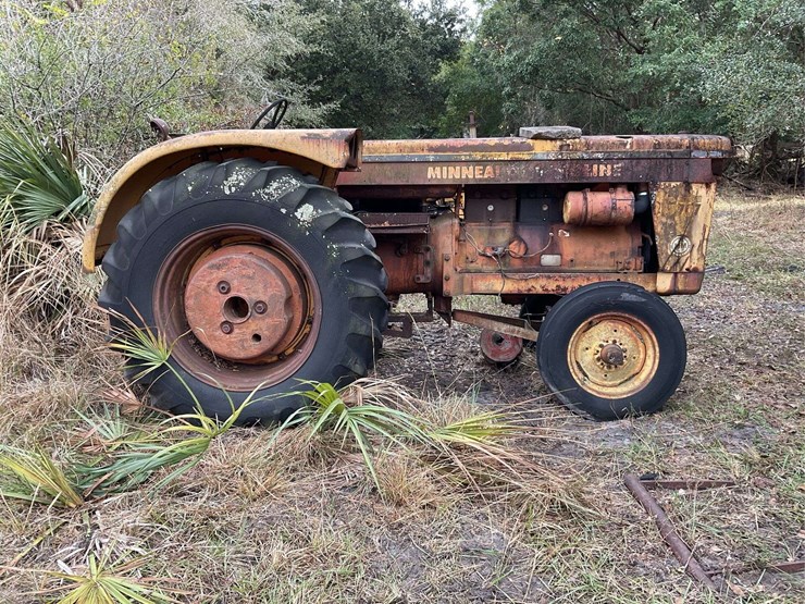 minneapolis-moline-g707-image-4