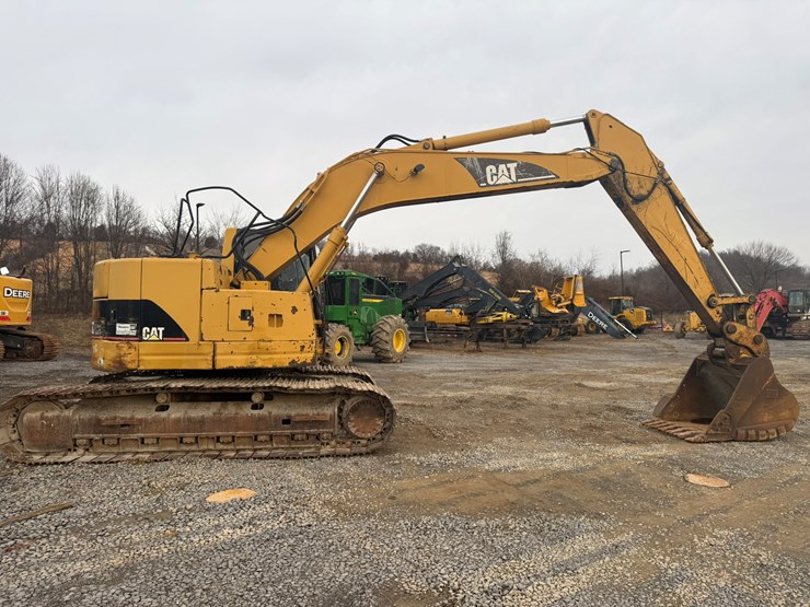 2004-caterpillar-321c-image-6