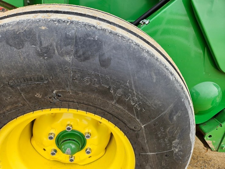 john-deere-469-image-33