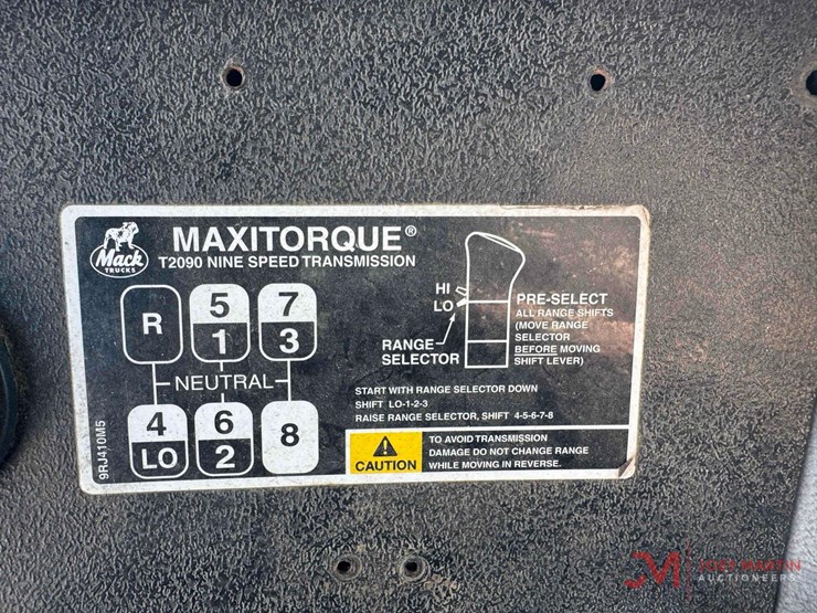 1998-mack-rd688s-image-28