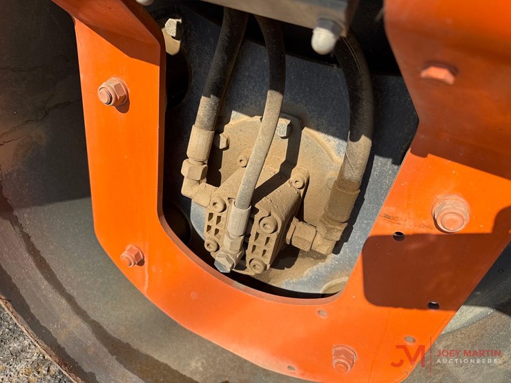 2010-hamm-hd12-image-16