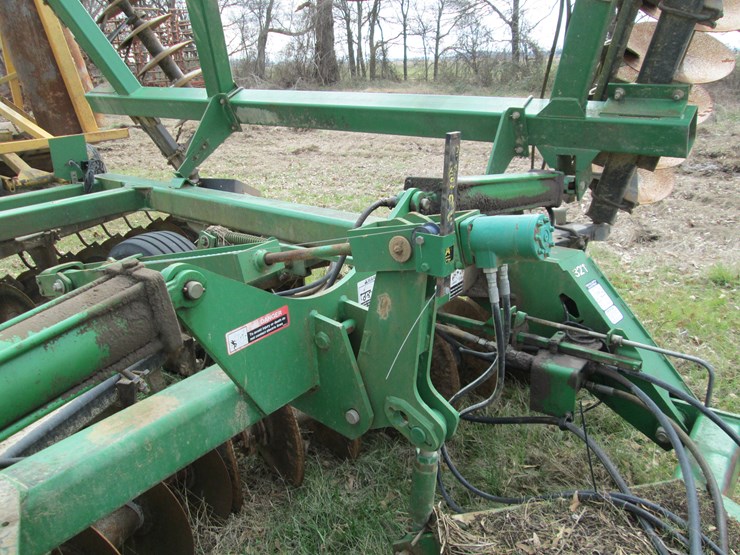 john-deere-637-image-26