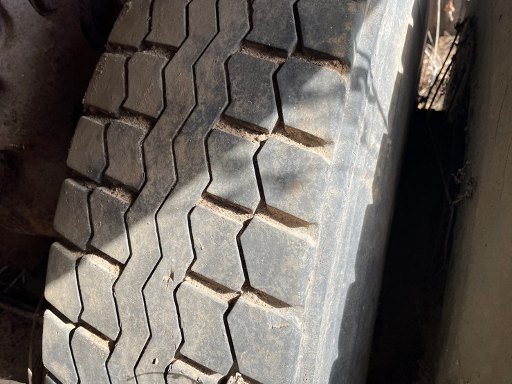 #13014-•-1976-ford-dump-truck-(has-wi-title)-image-66