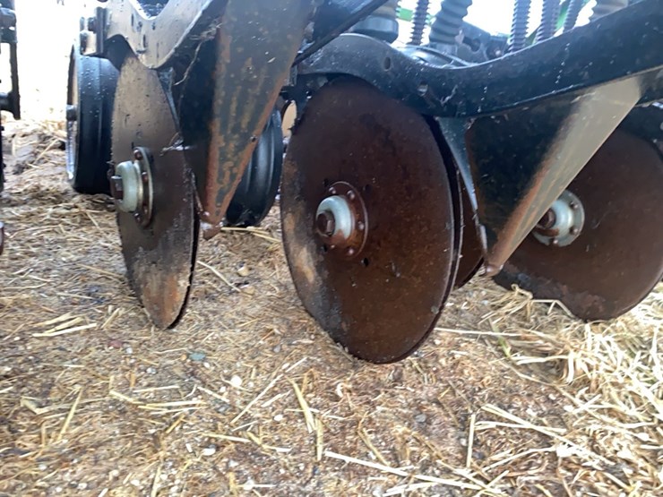 great-plains-solid-stand-20-image-43