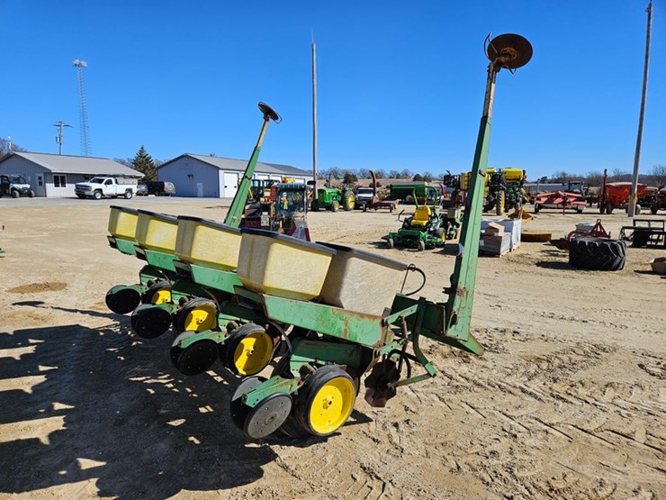 john-deere-7000-image-5