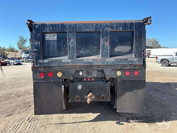 2014-international-durastar-4300-image-28