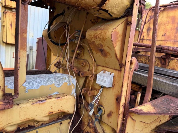 international-crawler-image-17