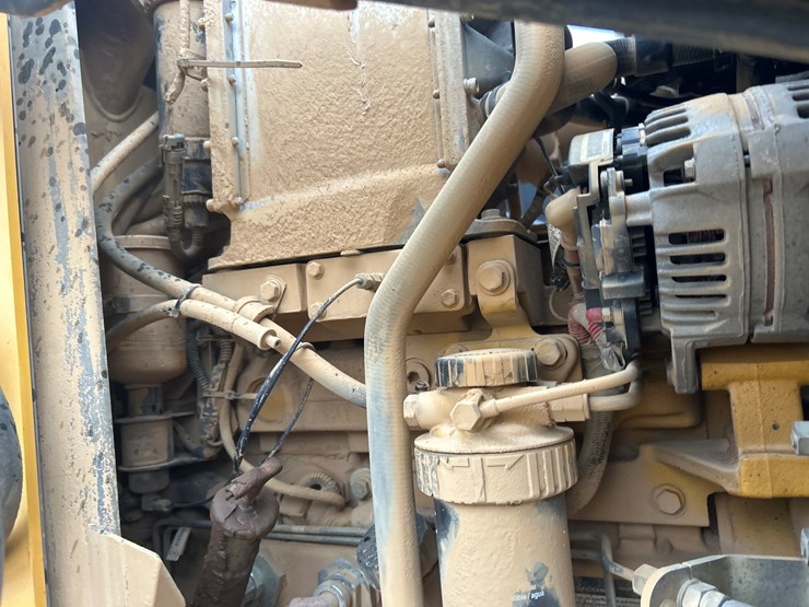 2011-deere-310sj-image-26