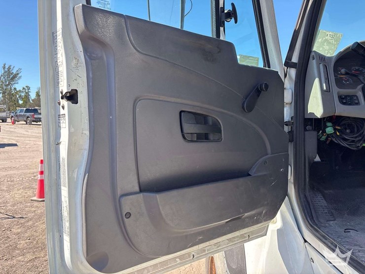 2015-international-workstar-7500-image-8