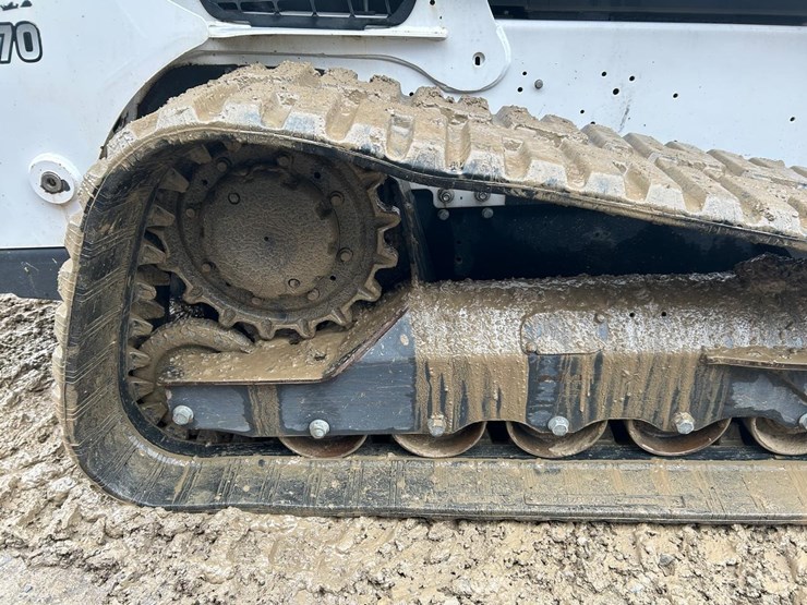 2021-bobcat-t770-image-13