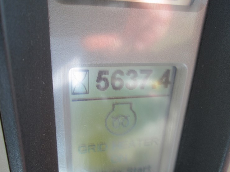 case-ih-magnum-305-image-51