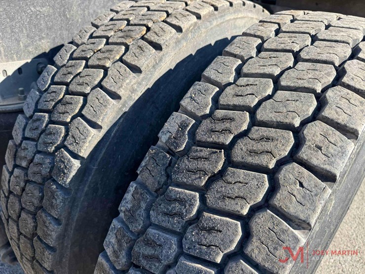 2007-mack-chn613-image-21