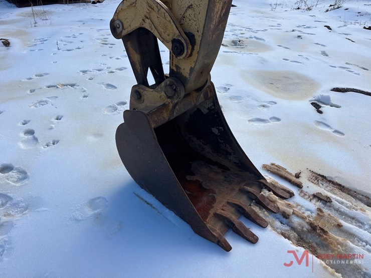 2000-deere-310se-image-17