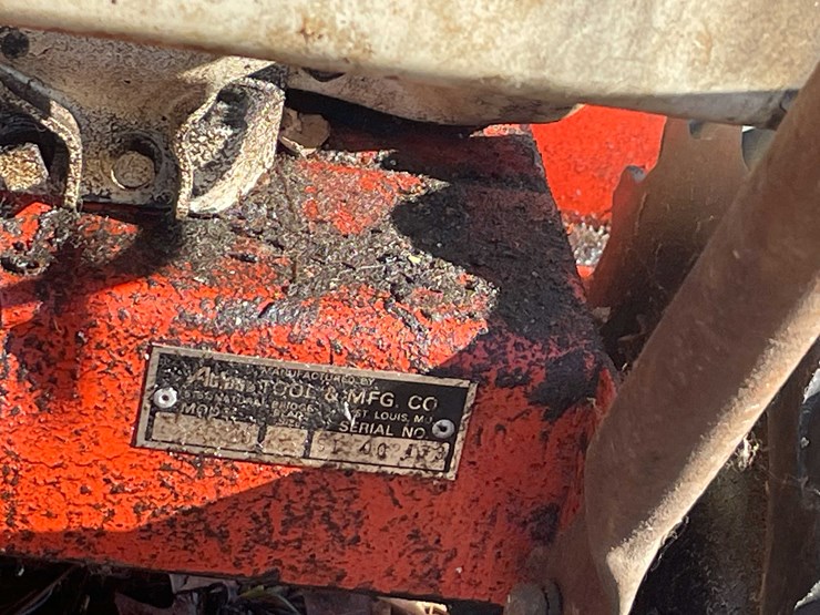 #13075-•-(2)-snow-blowers-image-7