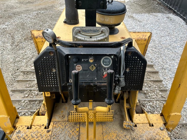 deere-650g-tc-image-22