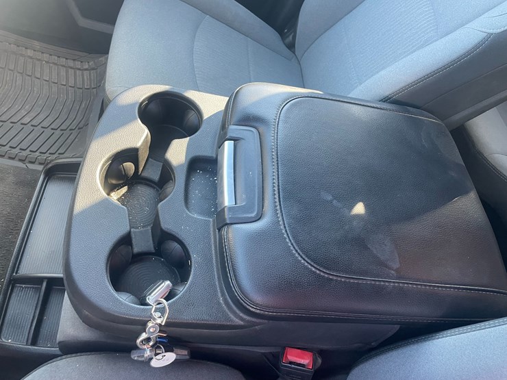 2021-dodge-2500-image-40