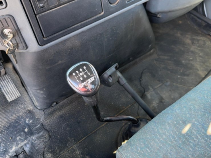 2007-international-7400-image-11