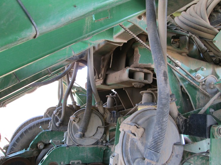 john-deere-1790-image-13