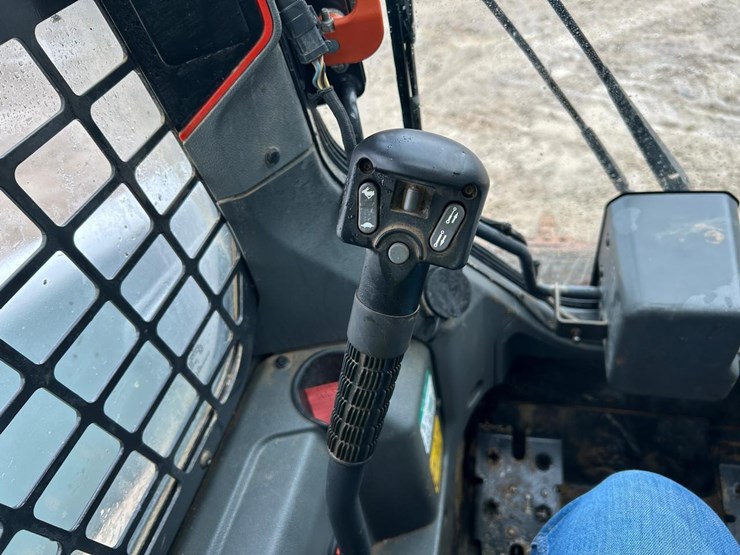 2022-bobcat-t66-image-26