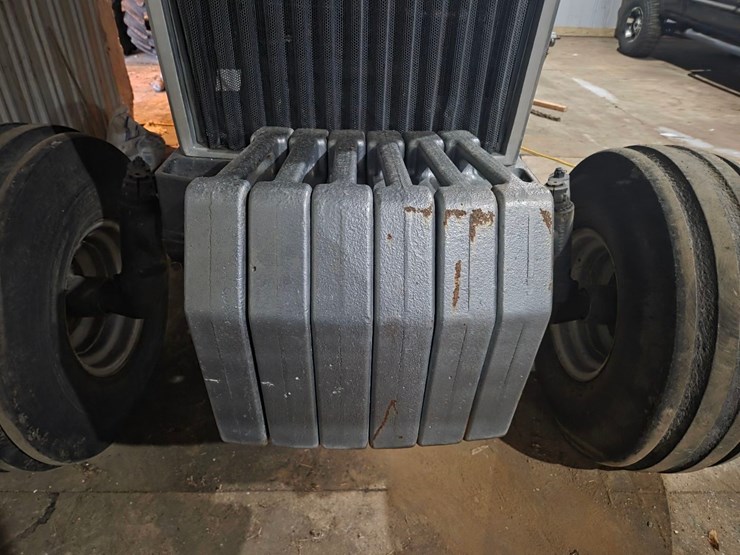 1979-white-2-155-image-4