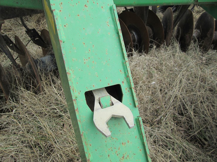 john-deere-637-image-25