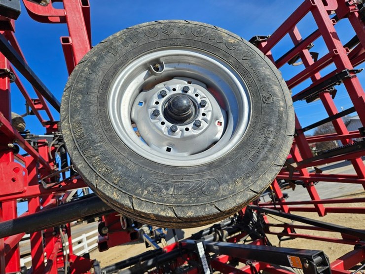 case-ih-200-image-41