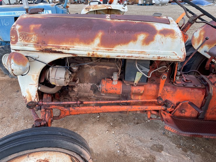 ford-tractor-image-10