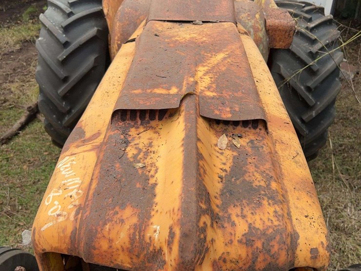 minneapolis-moline-445-image-16