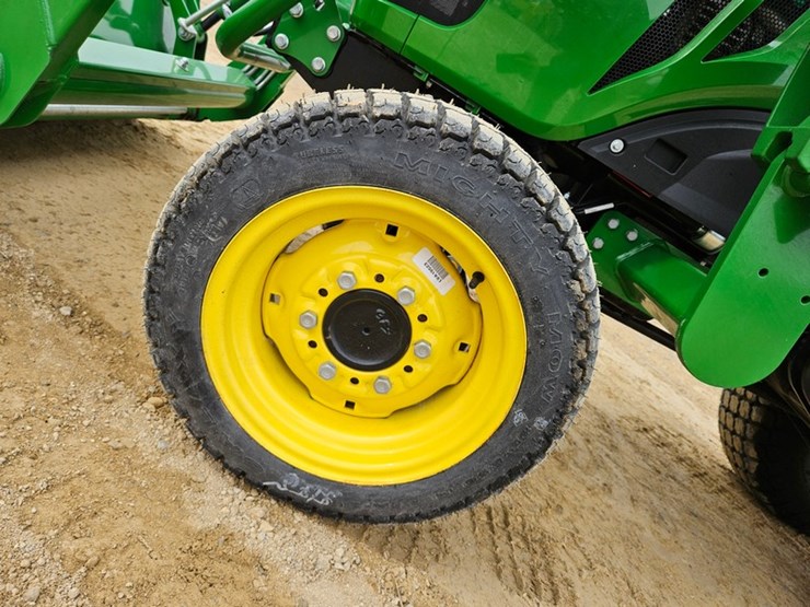 2025-john-deere-2038r-image-35