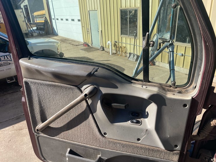 #13005-•-1999-sterling-dump-truck-(has-wi-title)-image-73