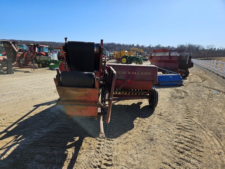 new-holland-67-image-4