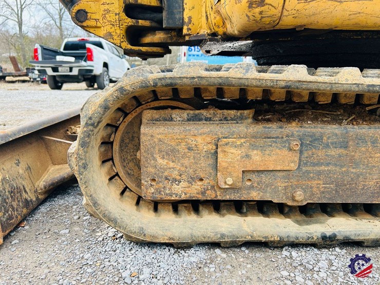 2002-caterpillar-301.5-image-34