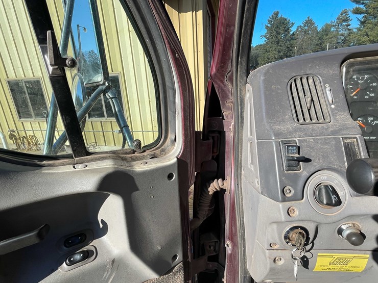#13005-•-1999-sterling-dump-truck-(has-wi-title)-image-69