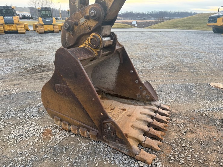 2004-caterpillar-321c-image-10