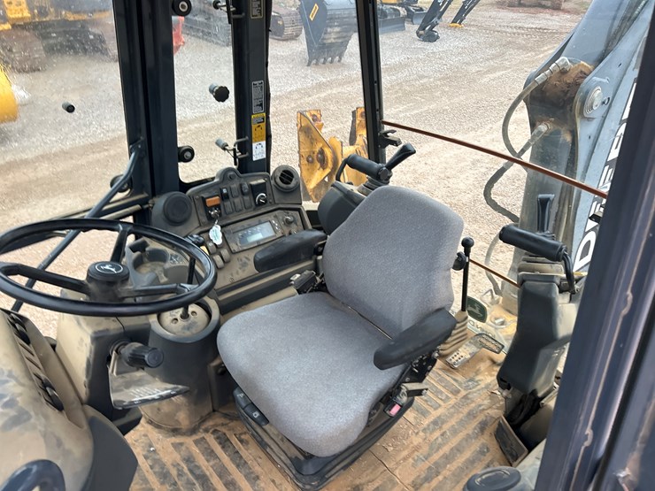 2011-deere-310sj-image-53