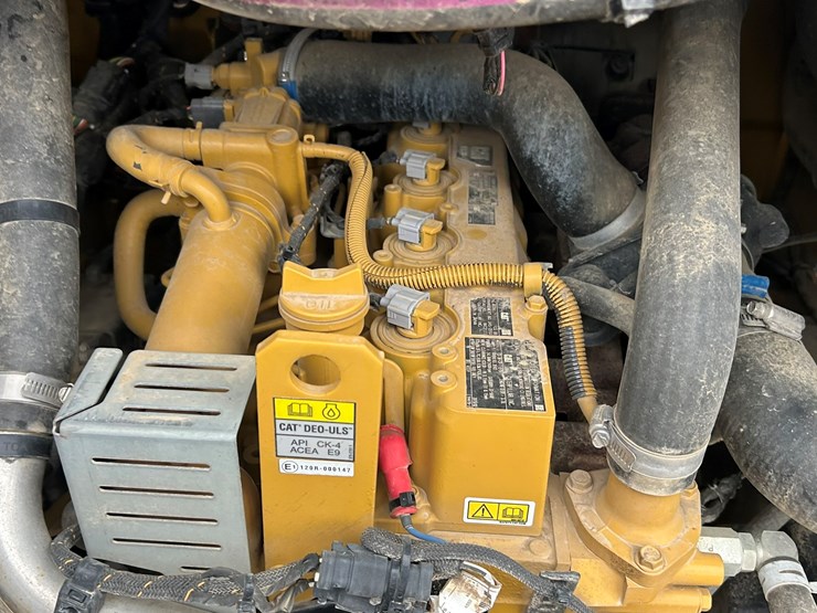 caterpillar-279d-image-27