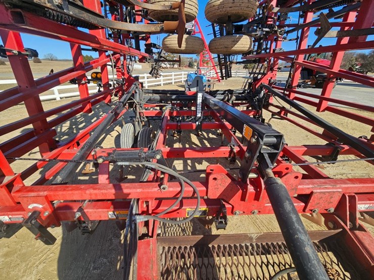 case-ih-200-image-40