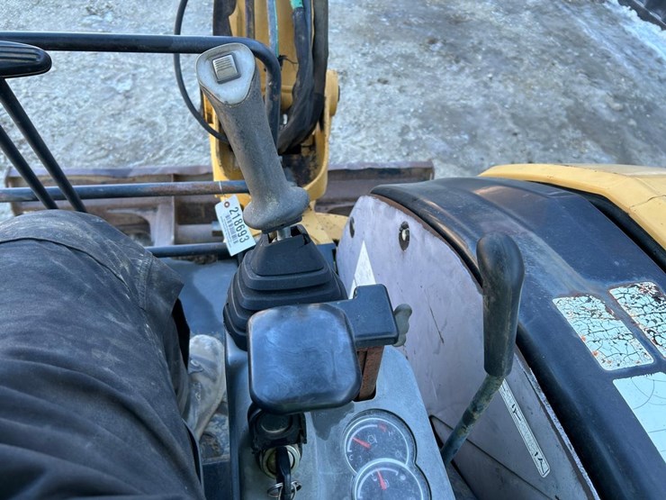 caterpillar-304c-cr-image-24