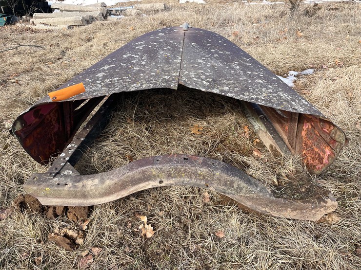 #13042-•-vintage-ford-hood-image-8