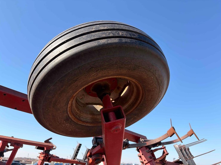 case-ih-4800-image-13