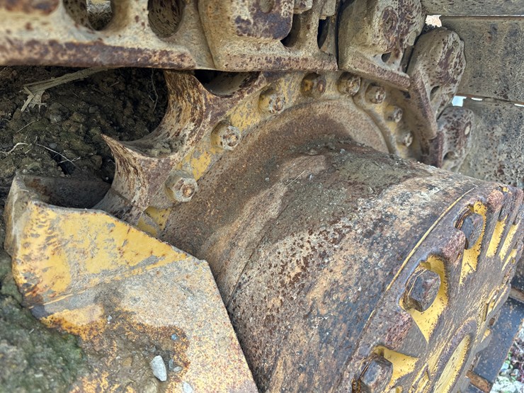 caterpillar-d5k-image-45