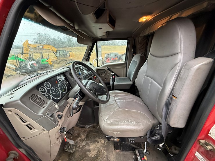 2007-caterpillar-c13-image-57