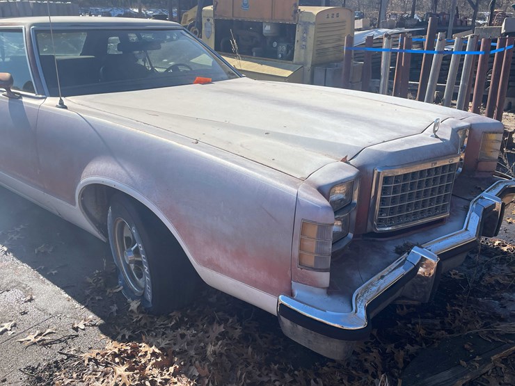 #13066-•-1977-ford-ltdll-(no-title)-image-23