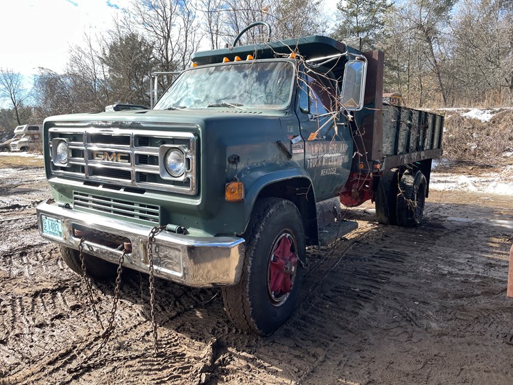 gmc-sierra-6500-image-1