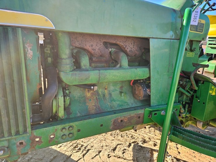 john-deere-4020-image-11